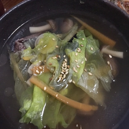 レタスときくらげの中華スープ